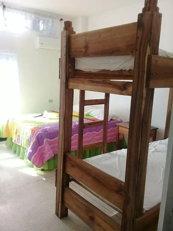 Hostel Quintonido 자라바코아 도미니카 공화국