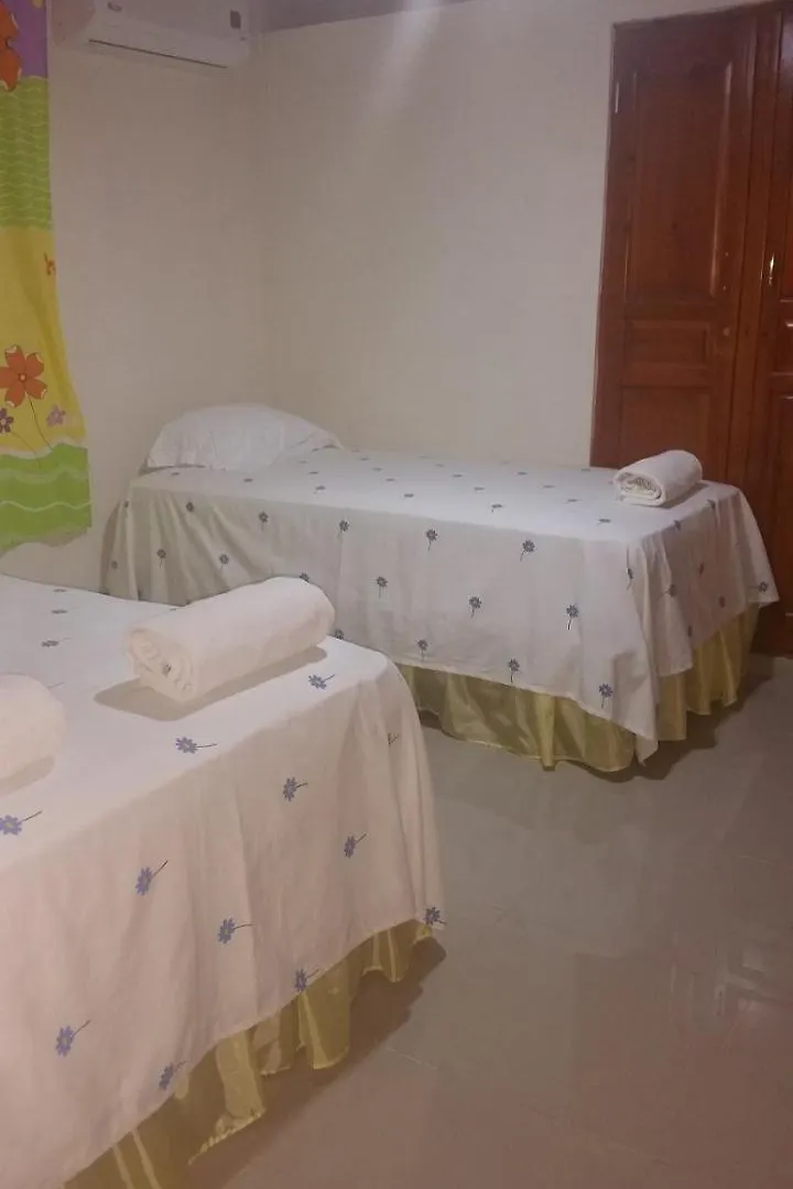 Hostel Quintonido 자라바코아 게스트하우스